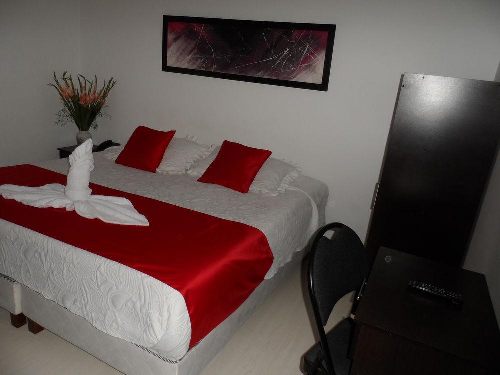 Hotel Casa Quinta Embajada Bogotá Esterno foto