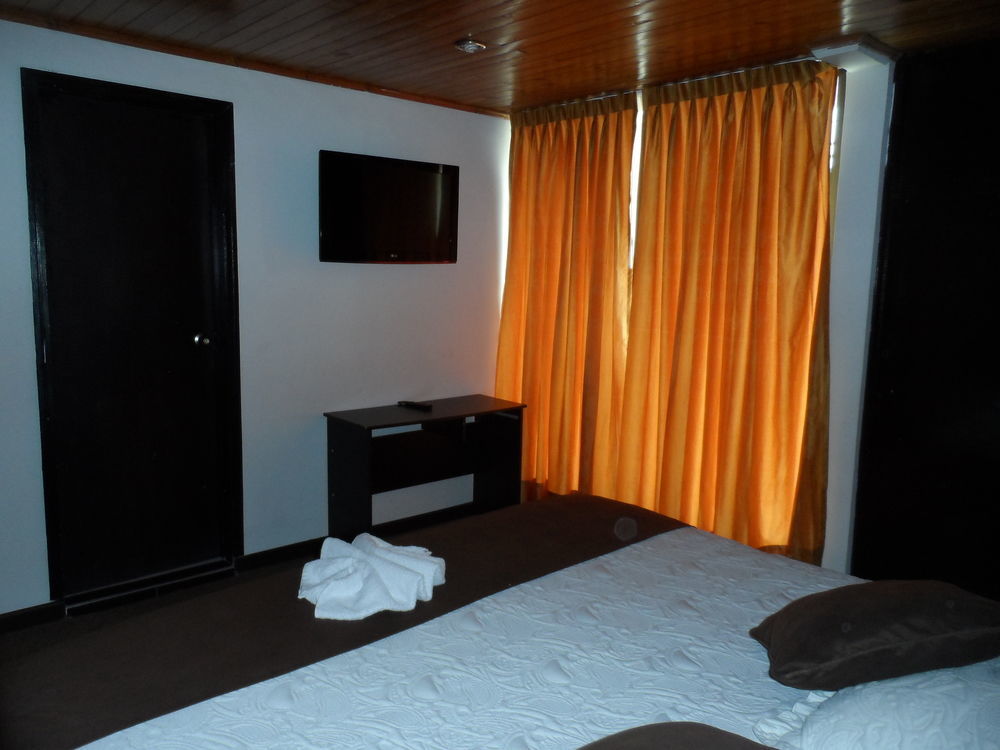 Hotel Casa Quinta Embajada Bogotá Esterno foto